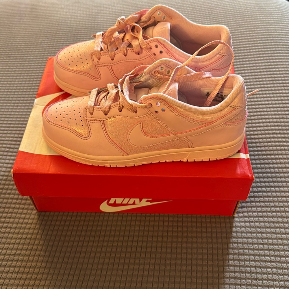 Nike Dunk Low SE (PS)